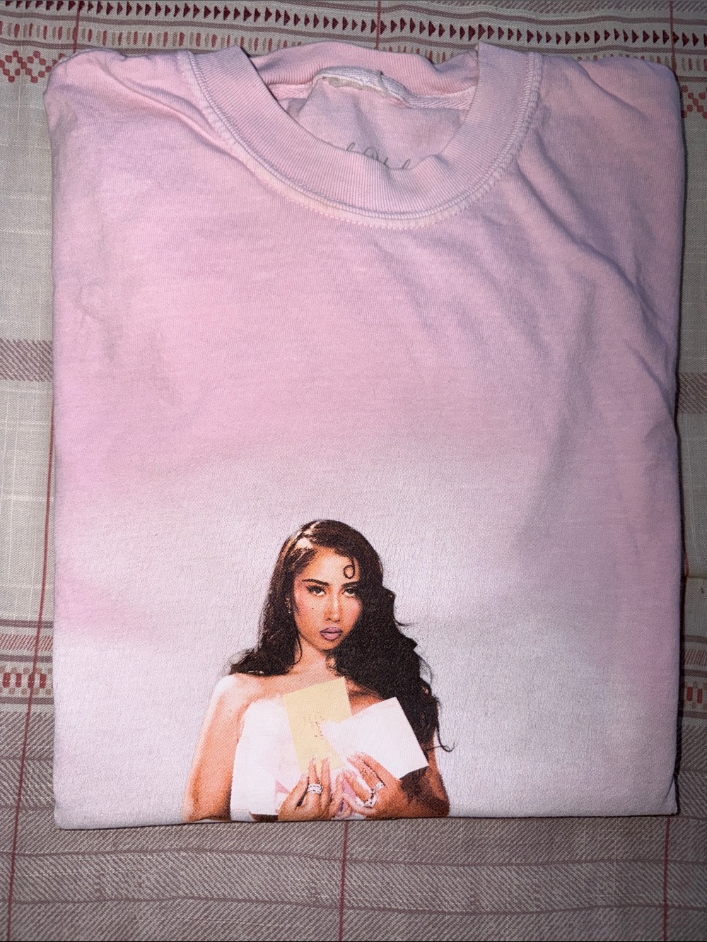 Kali Uchis Tour Pink Graphic Tee M